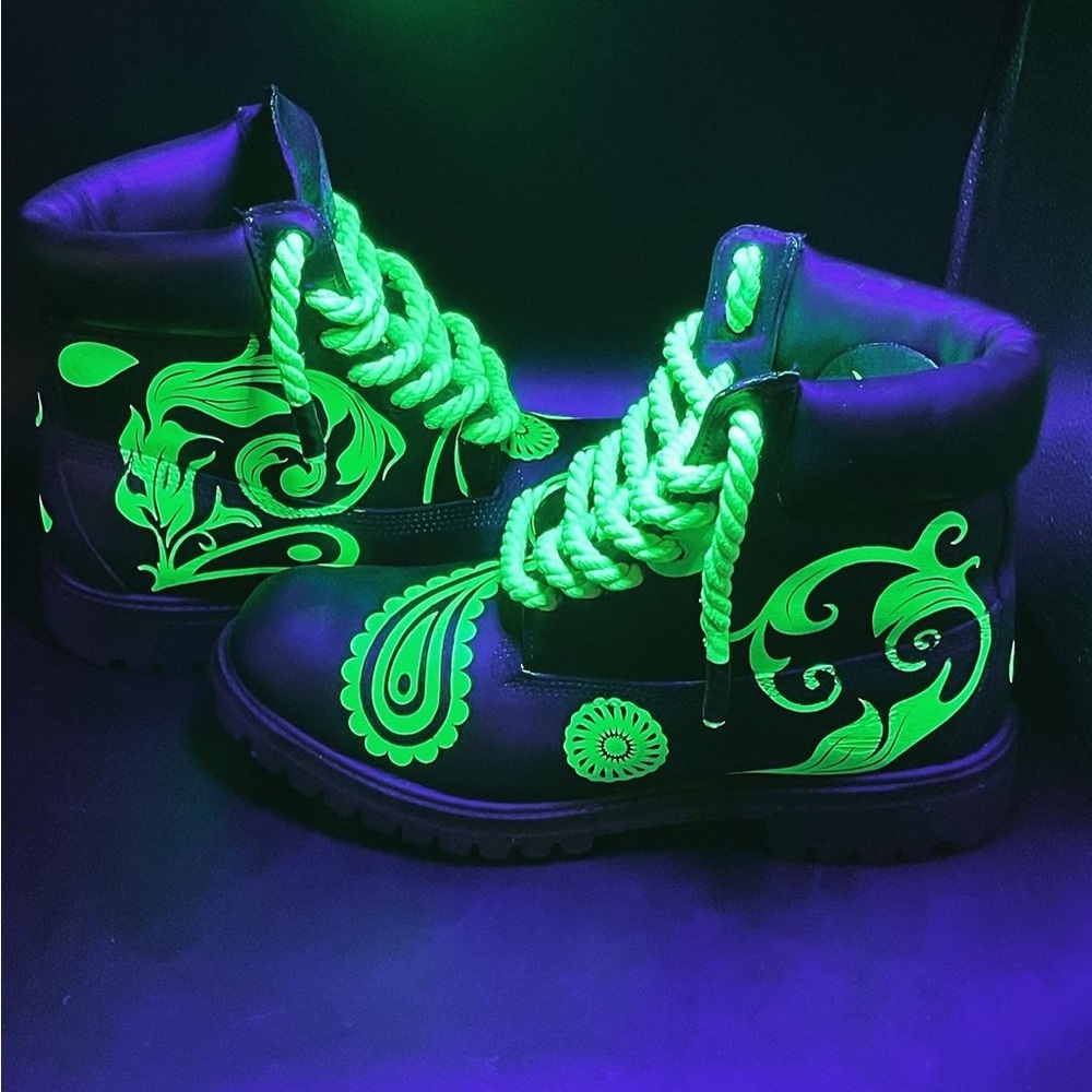 Timberland Boots - Picture 8 of 9